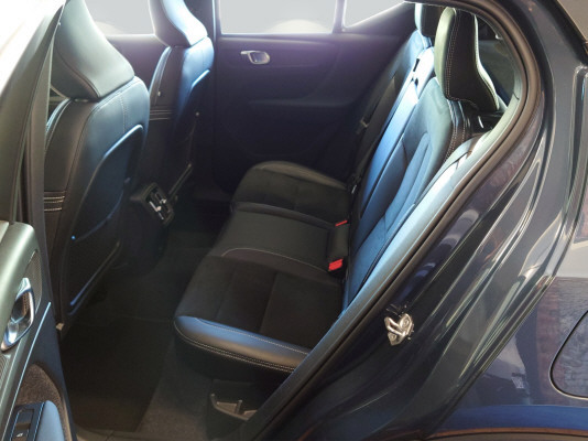 VOLVO XC40 P8 AWD Elec Pro