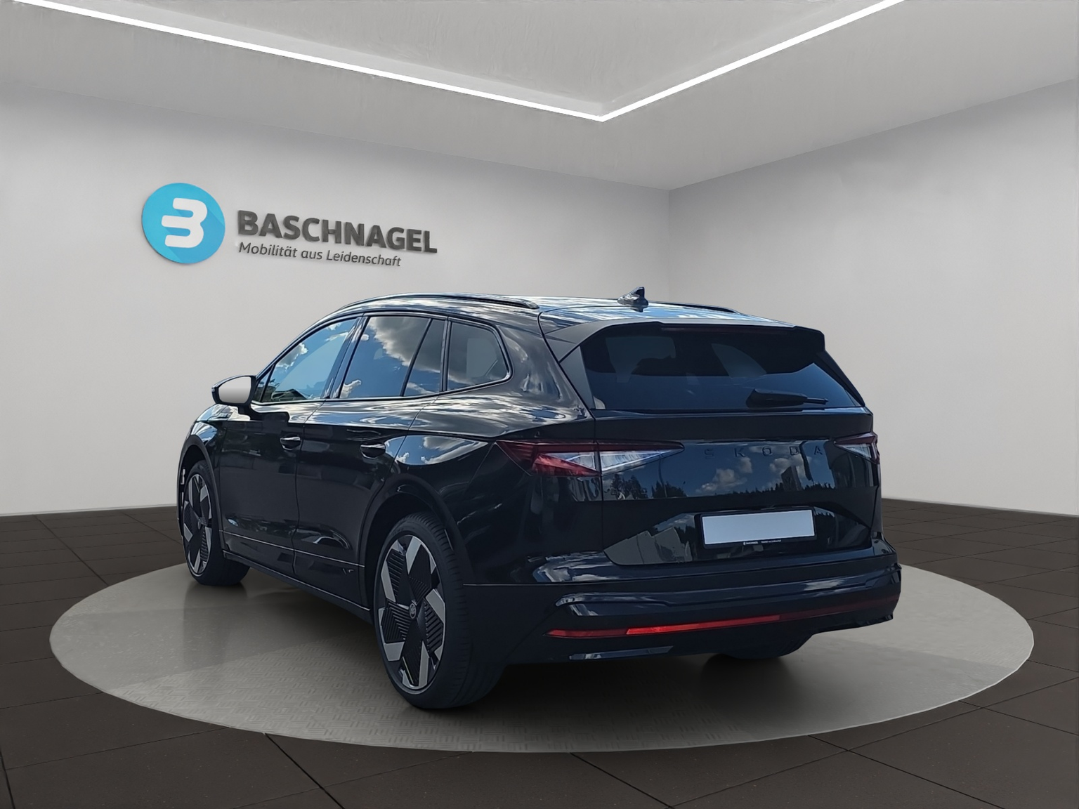 SKODA Enyaq 4x4 RS