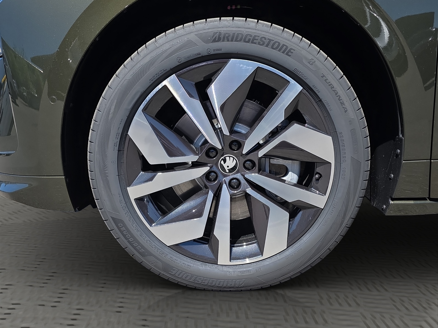 SKODA Enyaq 85x Sportline 4x4