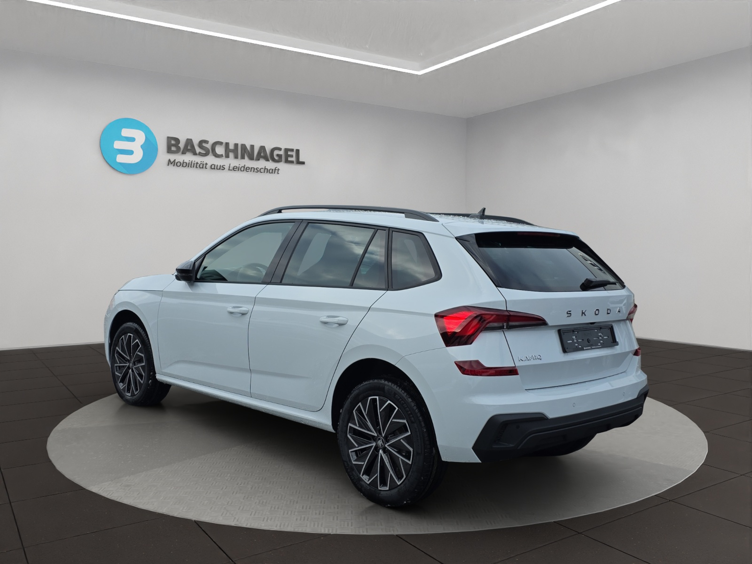 SKODA Kamiq 1.0 TSI Dynamic DSG