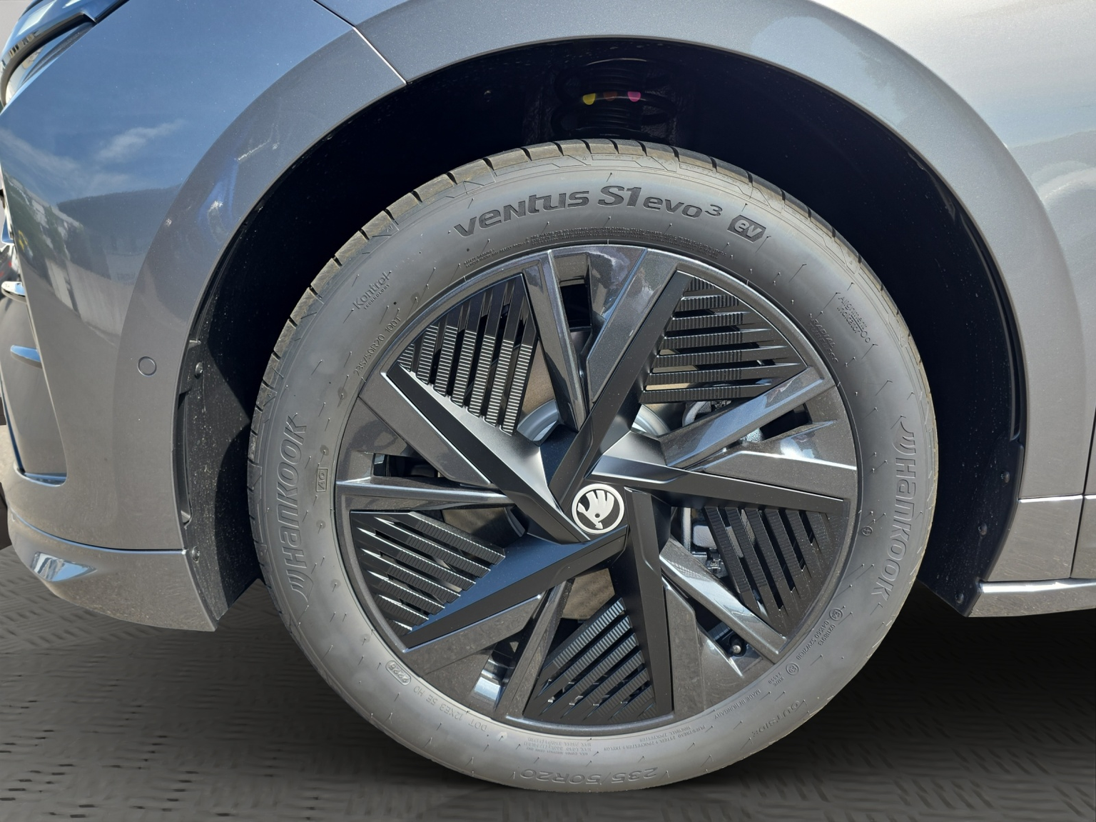 SKODA Enyaq 4x4 RS