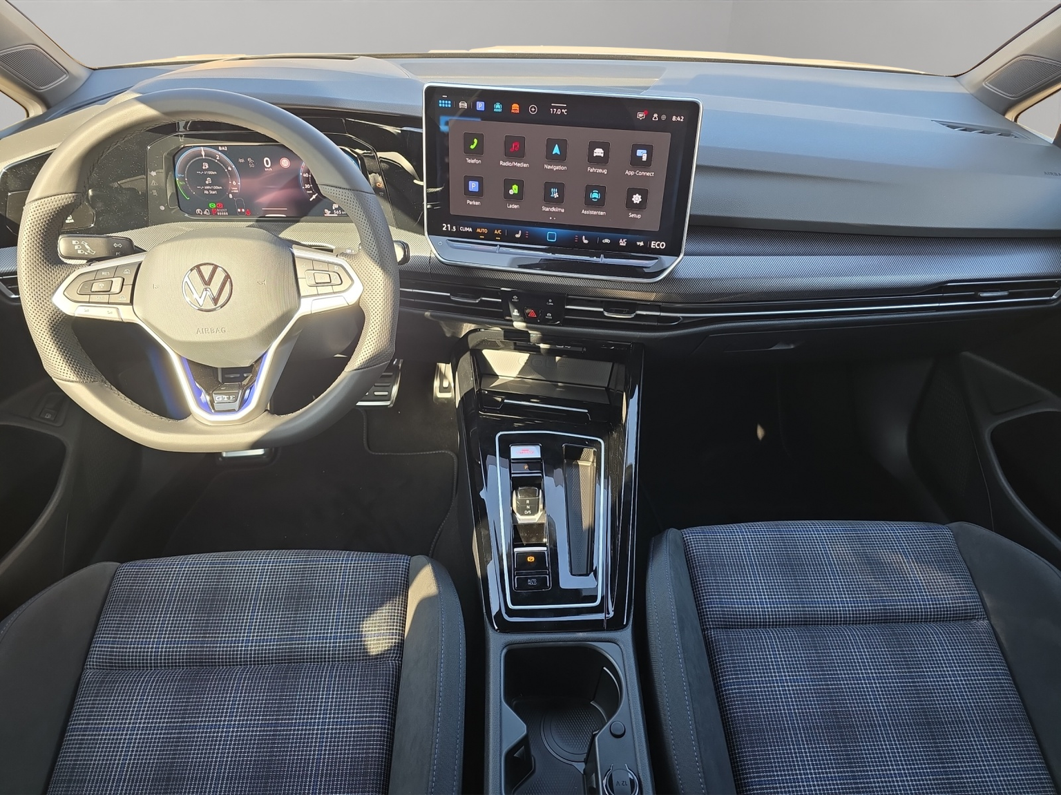 VW Golf 1.5 TSI PHEV GTE