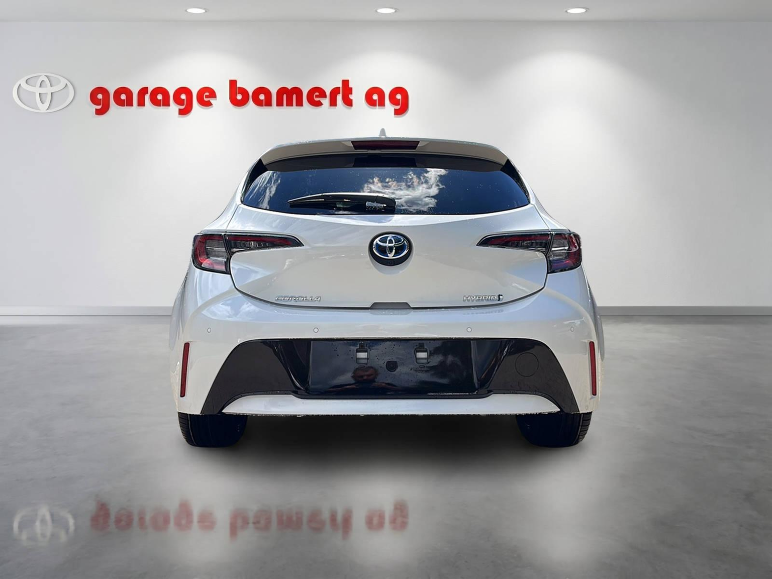 TOYOTA Corolla 1.8 HSD Trend