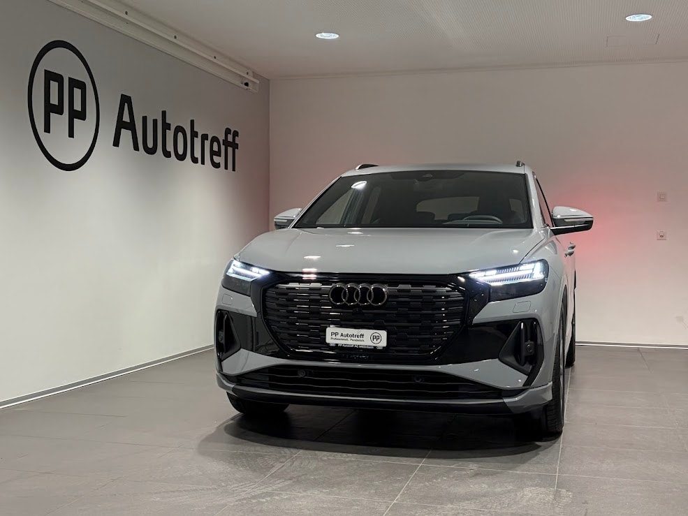AUDI Q4 e-tron 45 Attraction quattro