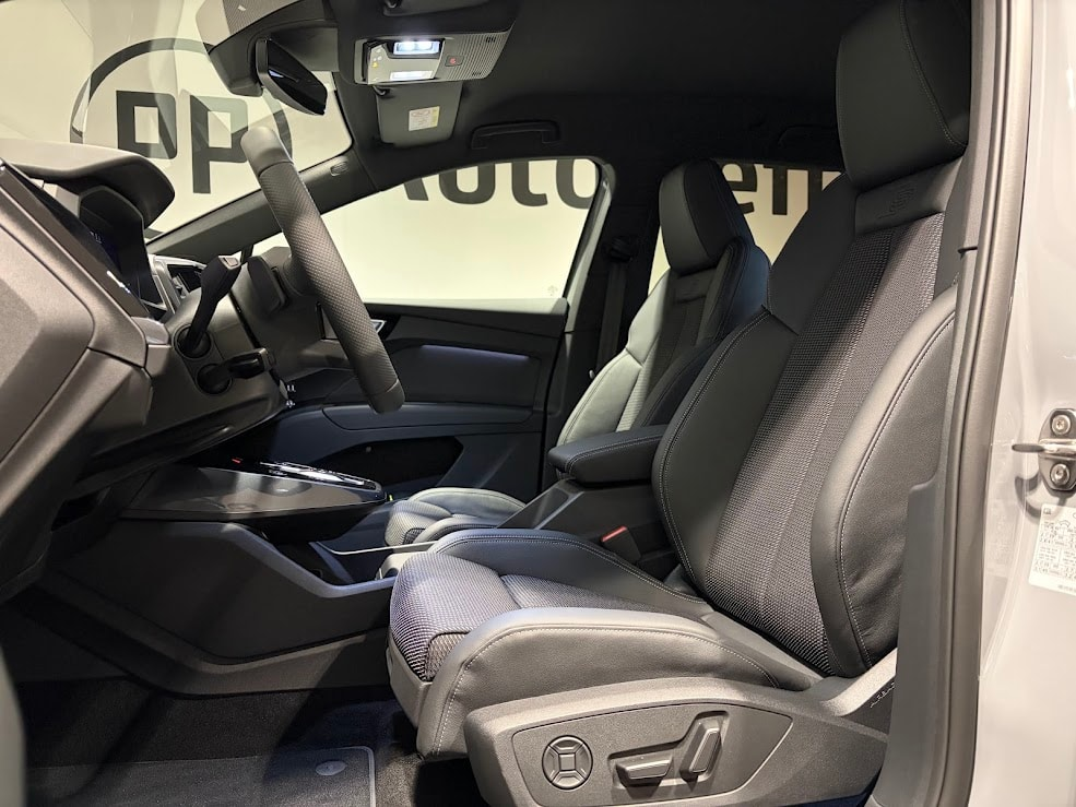 AUDI Q4 e-tron 45 Attraction quattro