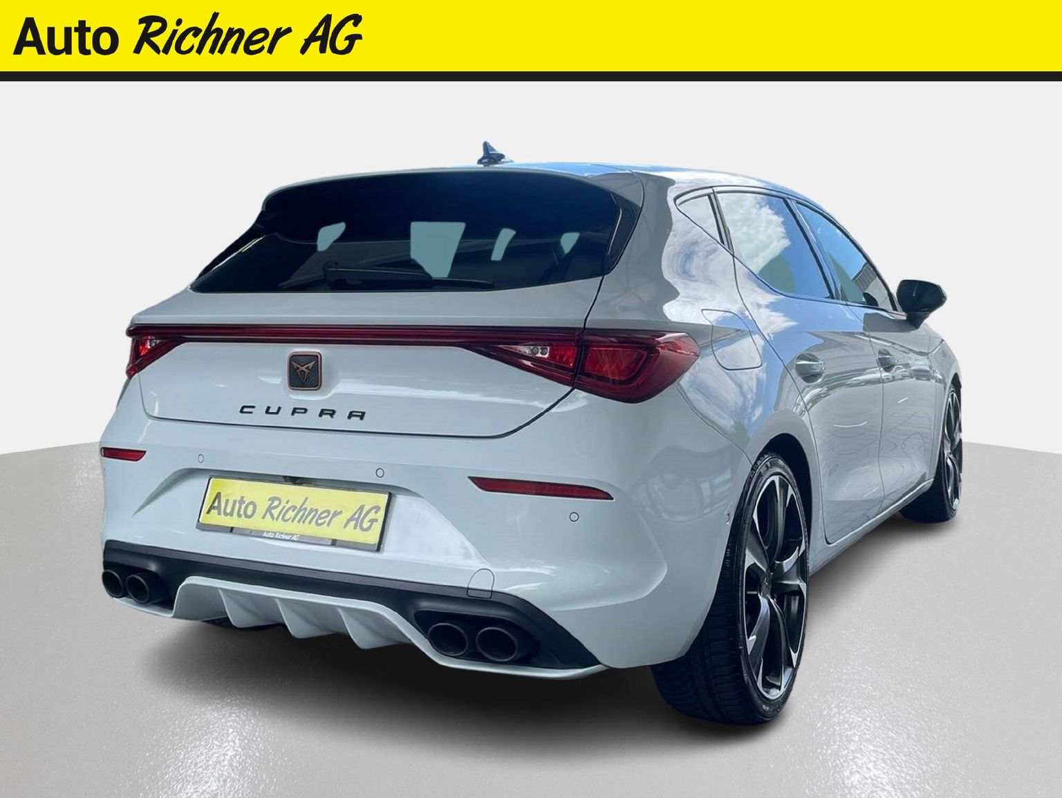 CUPRA Leon 2.0 TSI 300 VZ DSG