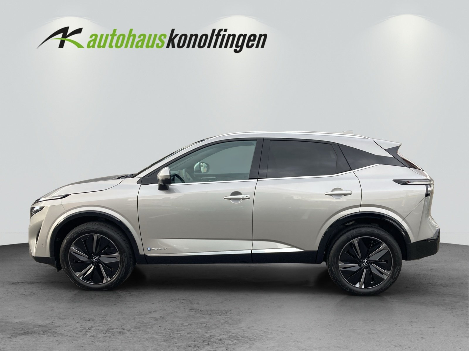 NISSAN Qashqai 1.5 VC-T Tekna