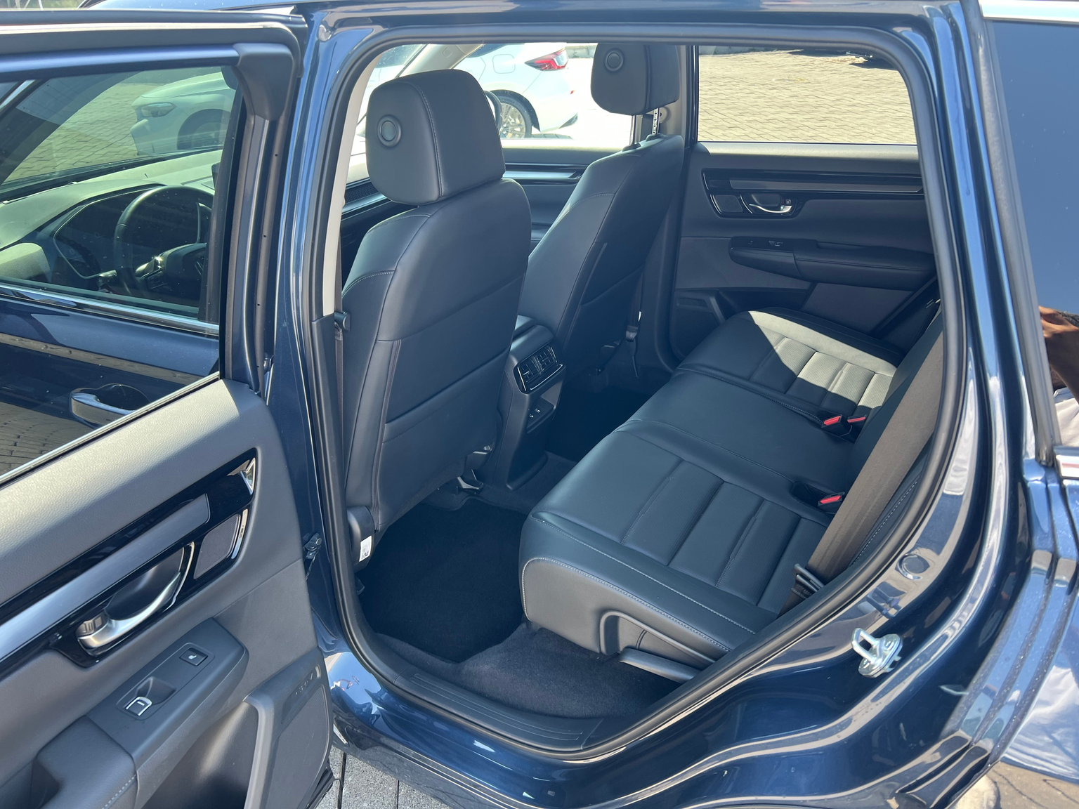 HONDA CR-V 2.0i MMD Hybrid Advance 4WD Automatic