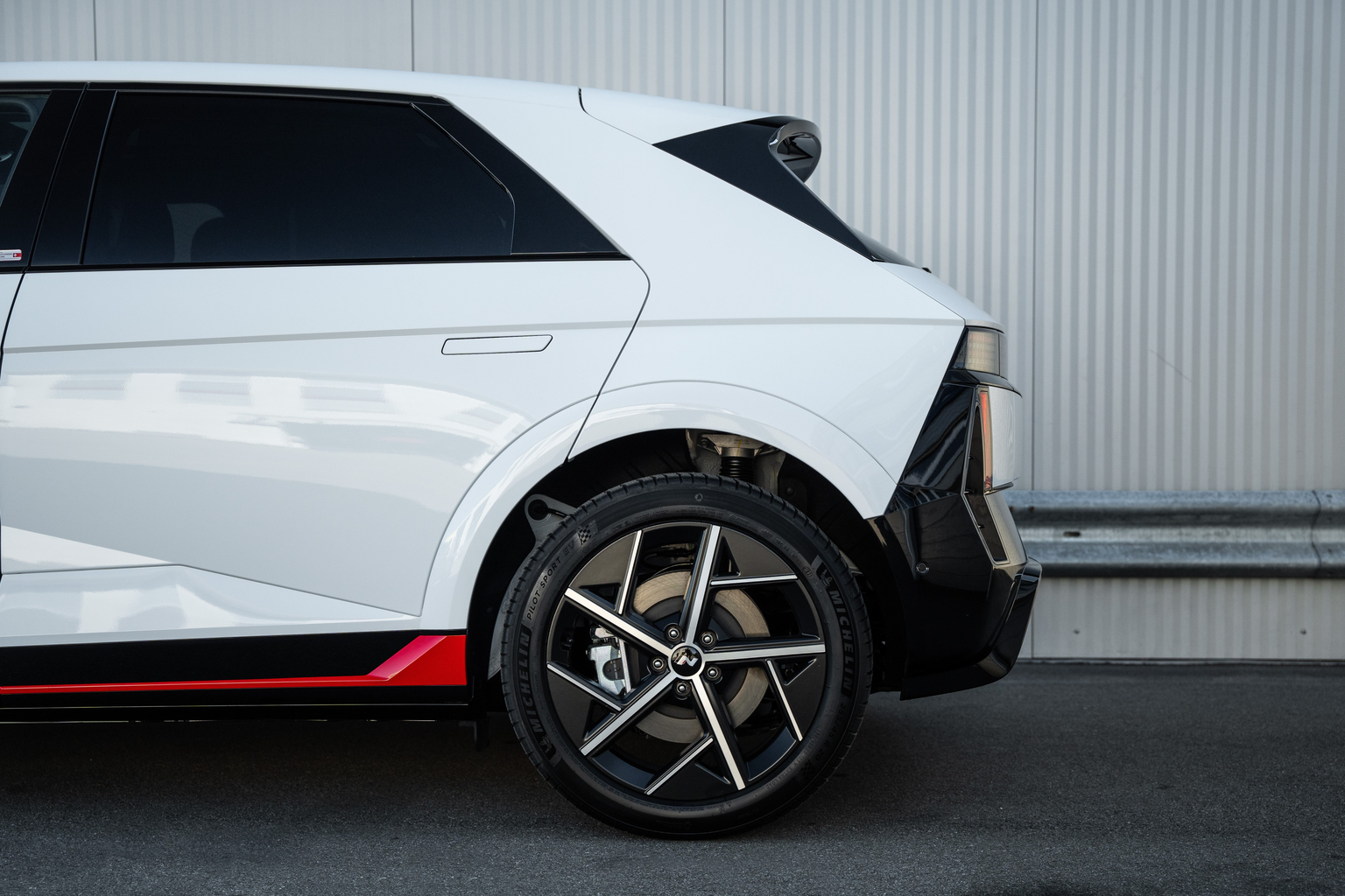 HYUNDAI Ioniq 5 N-Line 84kWh 4WD Bucher Edition