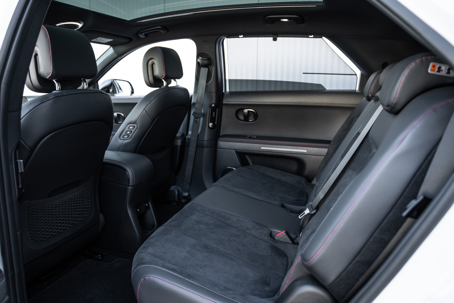 HYUNDAI Ioniq 5 N-Line 84kWh 4WD Bucher Edition