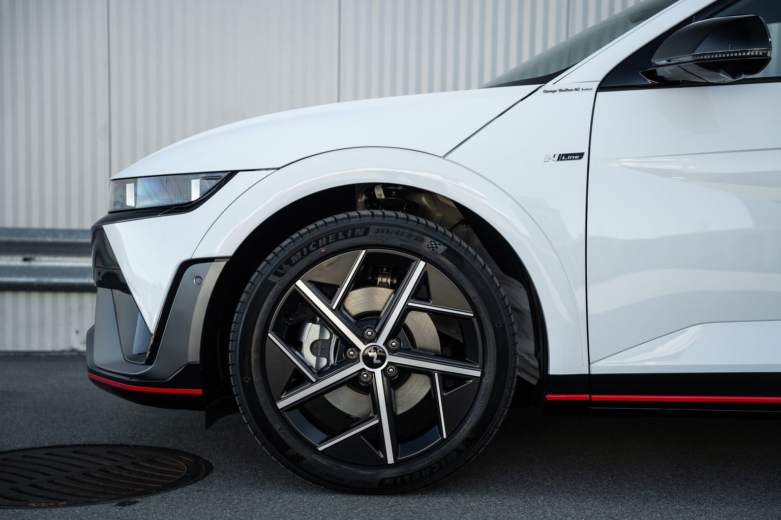 HYUNDAI Ioniq 5 N-Line 84kWh 4WD Bucher Edition