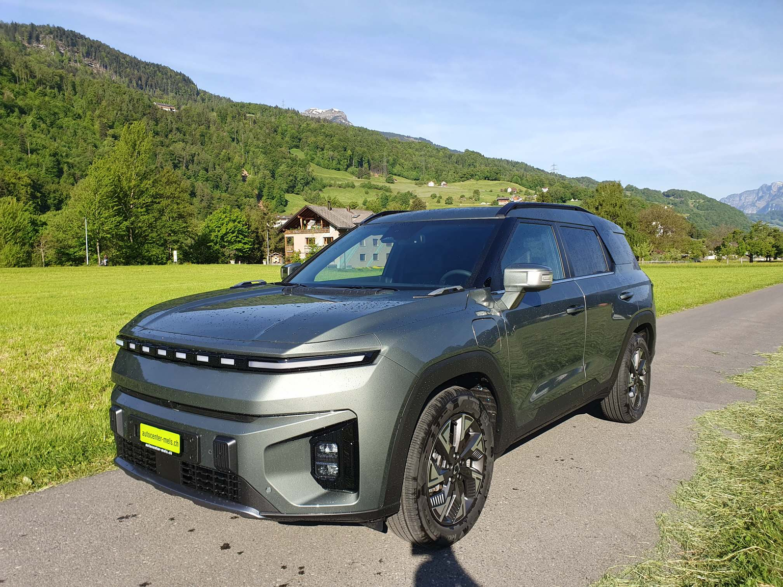 KGM-SsangYong Torres EVX Mels Edition MJ26