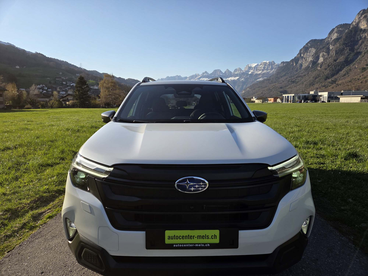SUBARU Forester Station 2.0i e-Boxer Swiss Plus