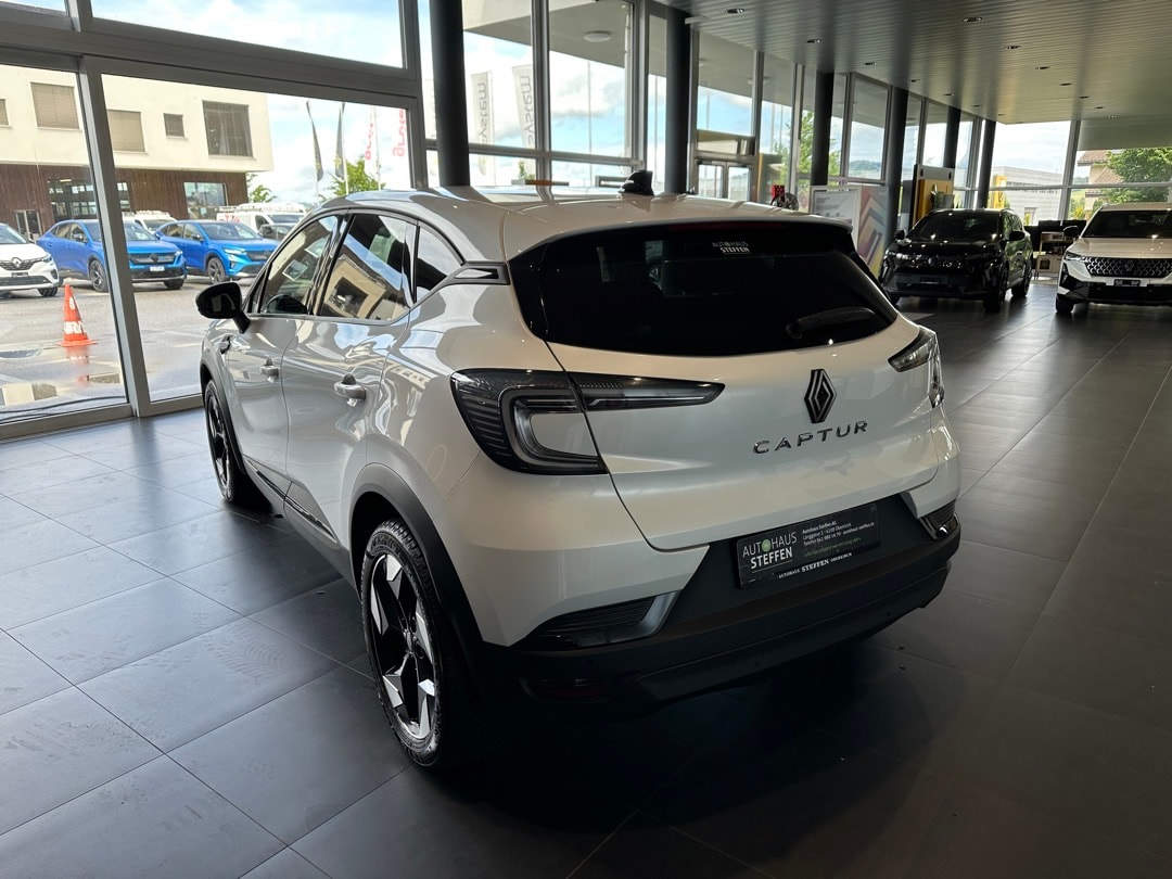 RENAULT Captur 1.3 TCe Techno