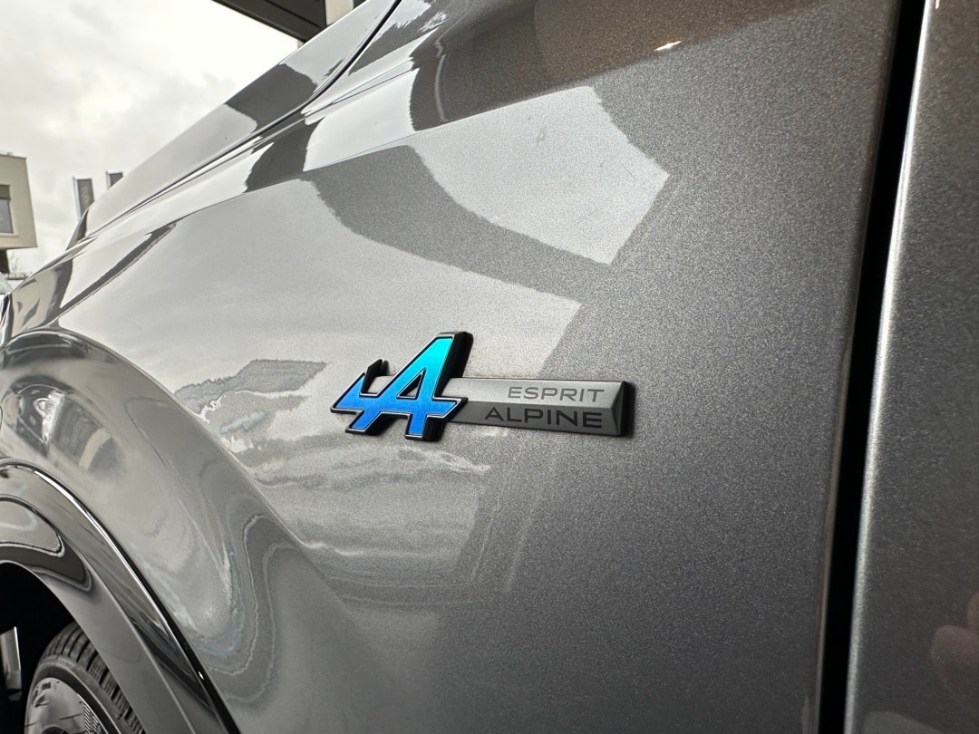 RENAULT Rafale 1.2 E-Tech Plug-in Hybrid 300 4x4 Esprit Alpine