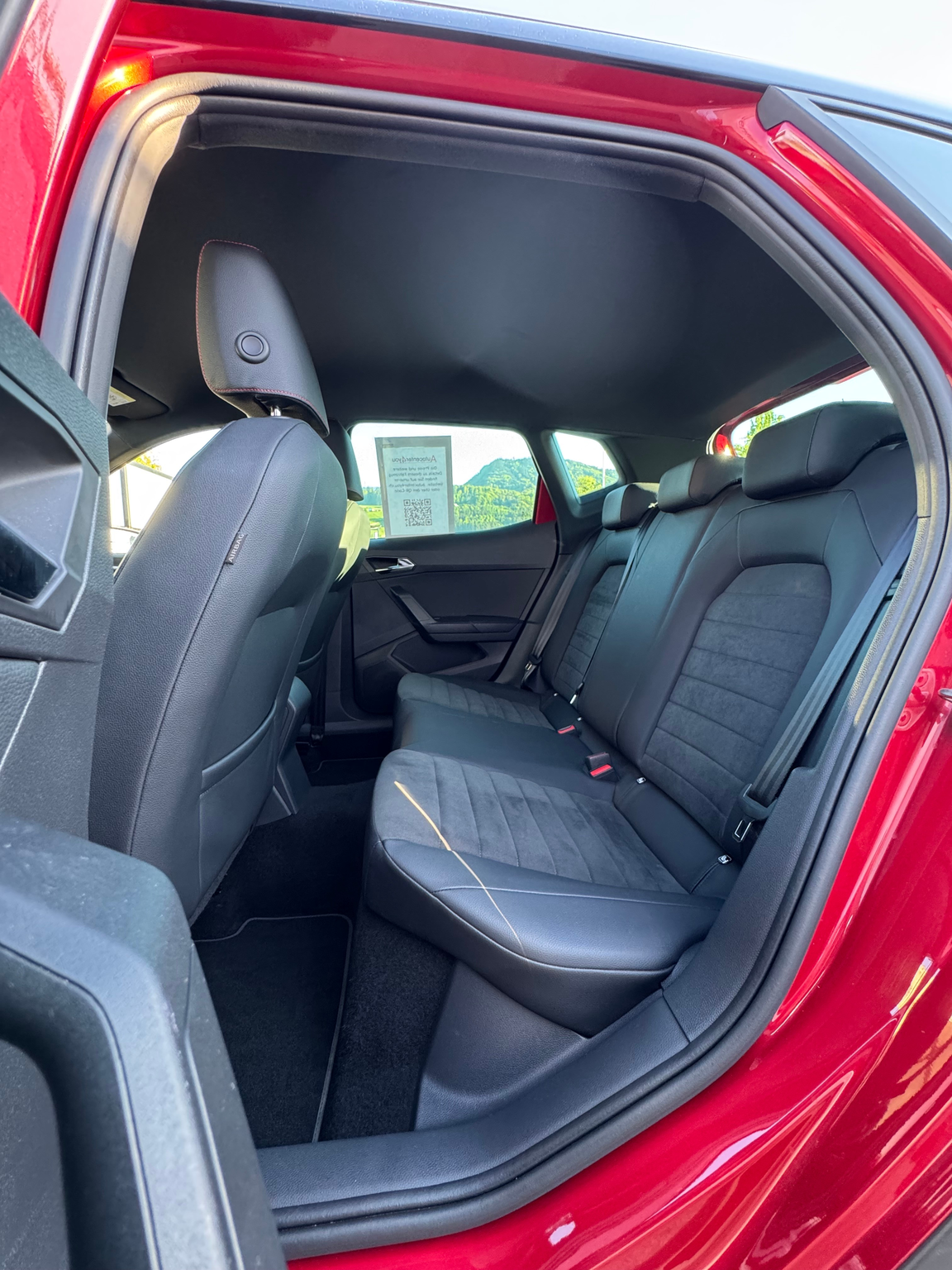 SEAT Arona 1.0 TSI Eco DSG SWISS FR