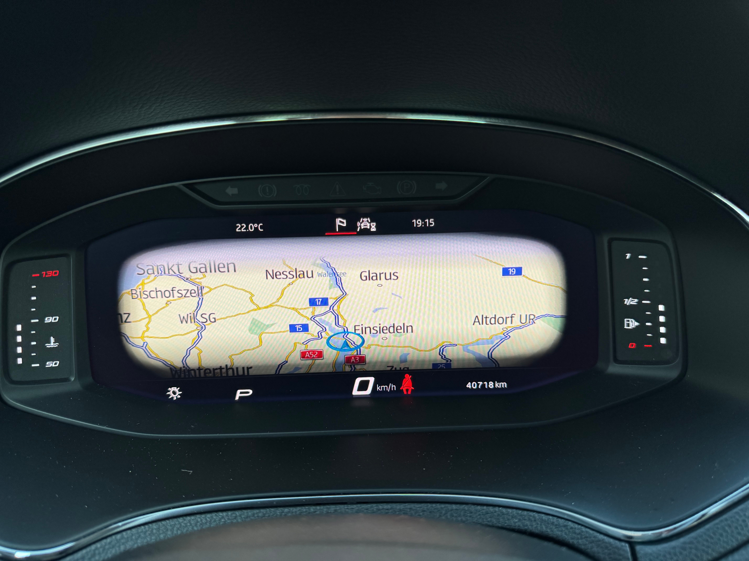 SEAT Arona 1.0 TSI Eco DSG SWISS FR