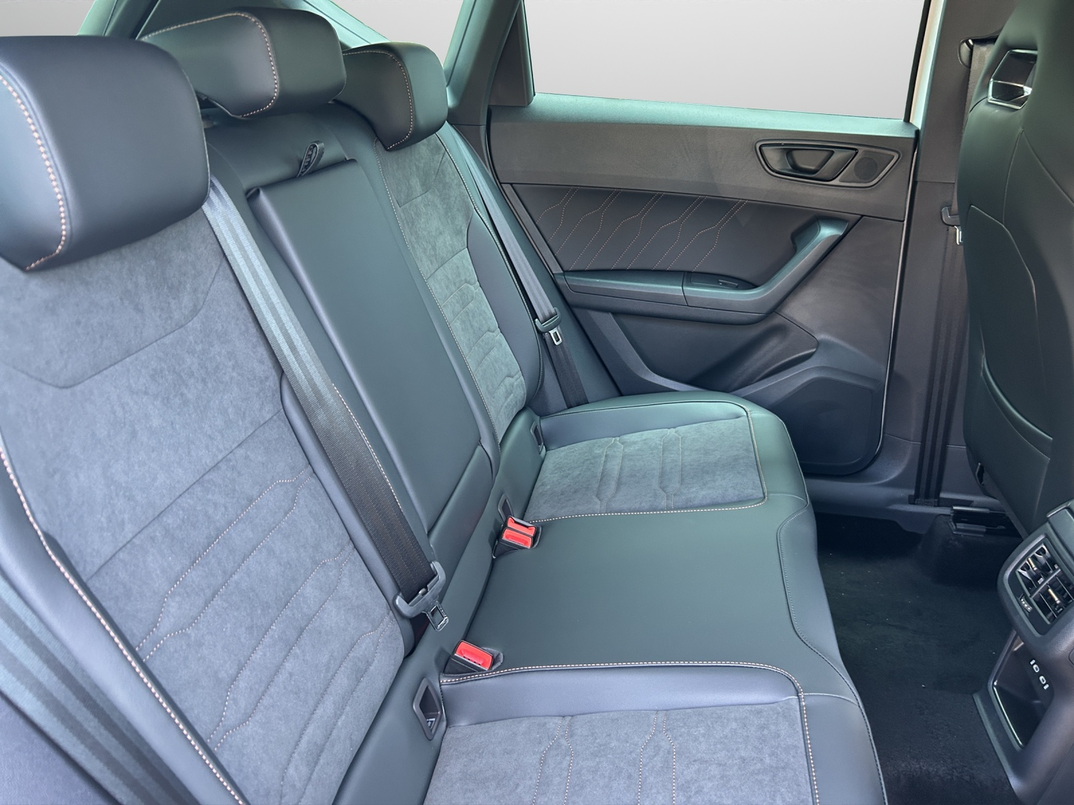 SEAT Ateca 2.0TSI Inicio 4Drive DSG