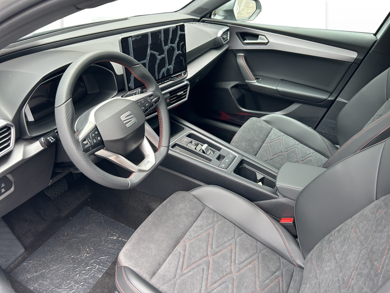 SEAT Leon 1.5 eTSI mHEV DSG Move FR