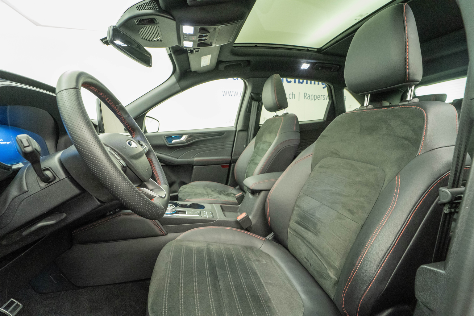 FORD Kuga 2.5 Plug-in Hybrid ST-Line X
