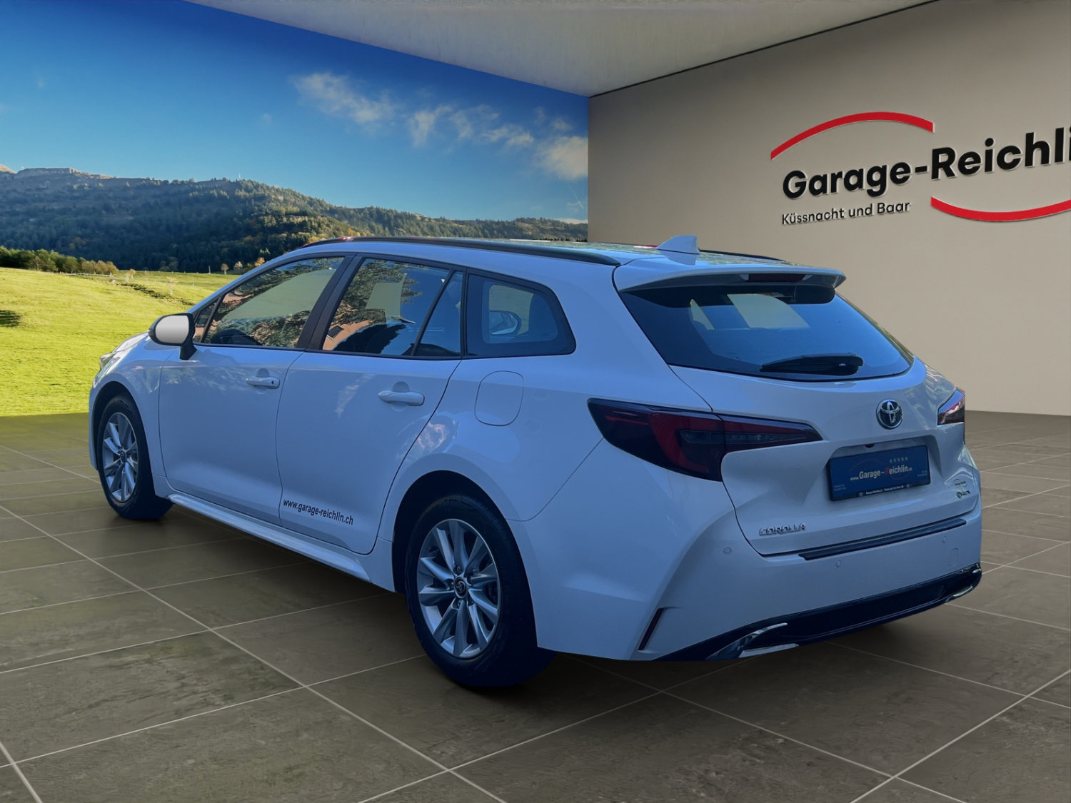 TOYOTA Corolla Touring Sports 1.8 HSD Comfort