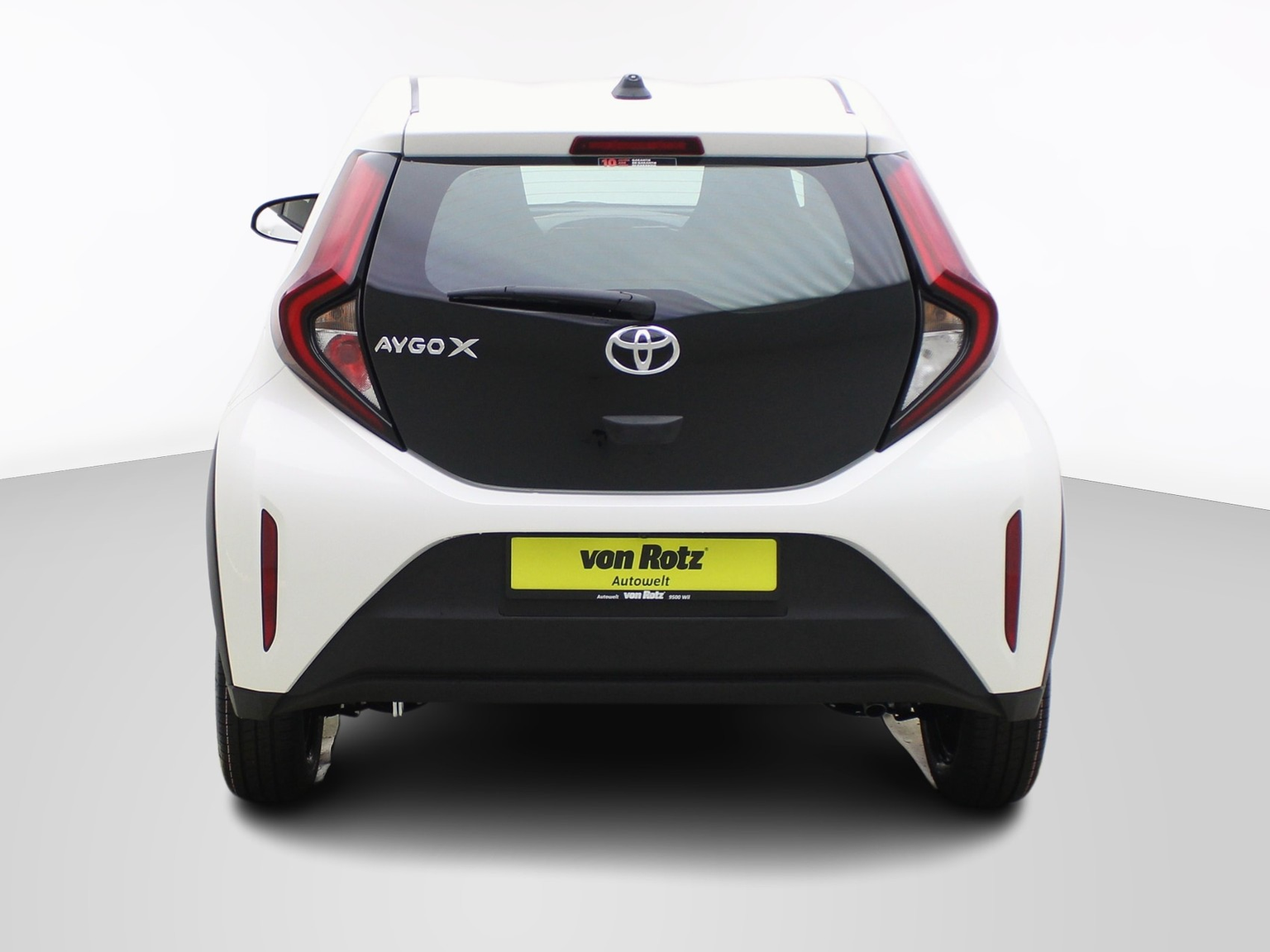 TOYOTA Aygo X 1.0 VVT-i Comfort ** 8-Fach Bereift **