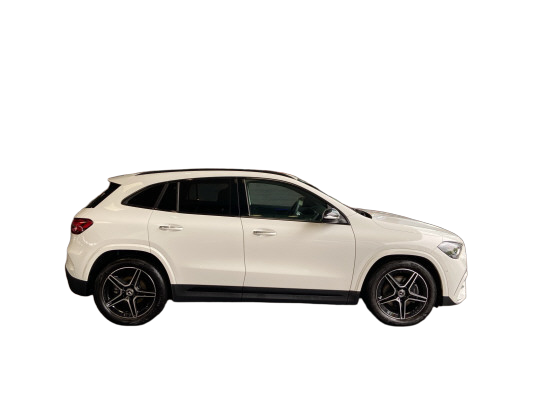 MERCEDES-BENZ GLA 200 7G-DCT
