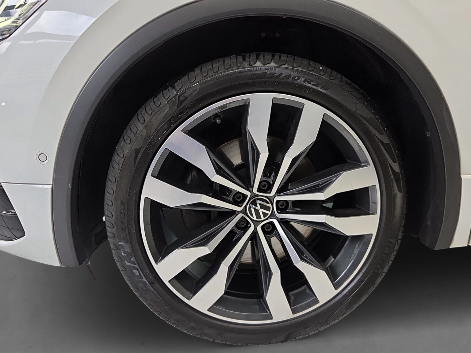 VW Tiguan 2.0 TDI SCR R-Line DSG (netto)