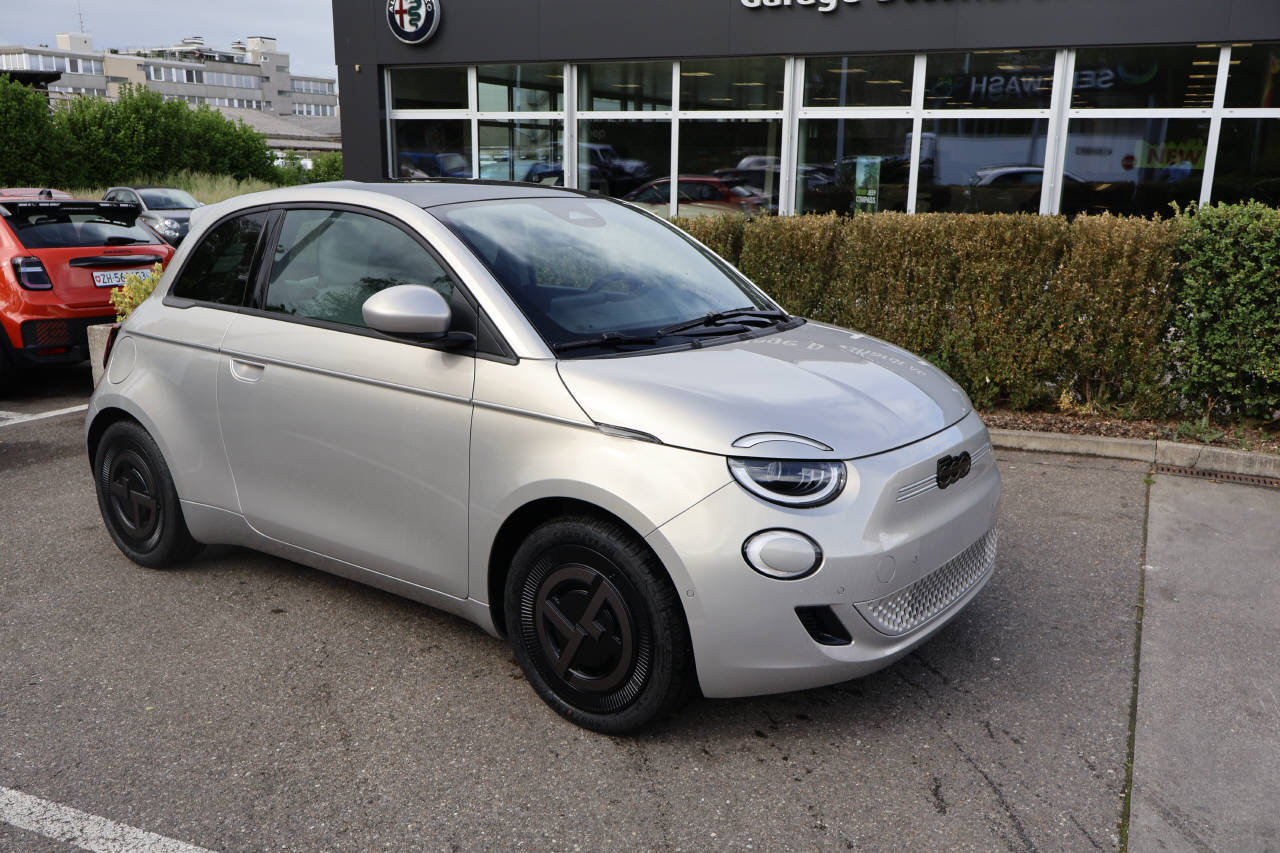 FIAT 500 Armani
