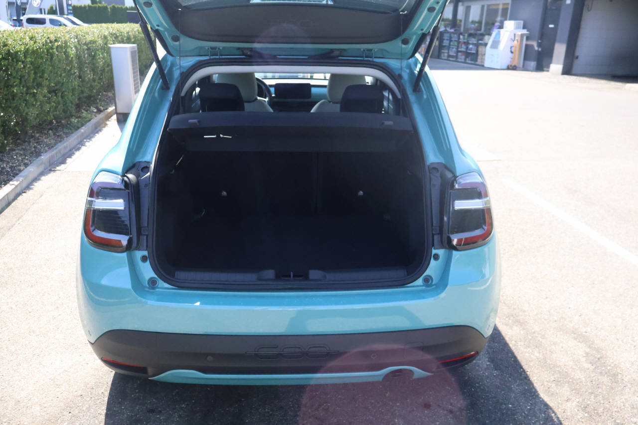 FIAT 600 1.2 Hybrid Swiss Edition