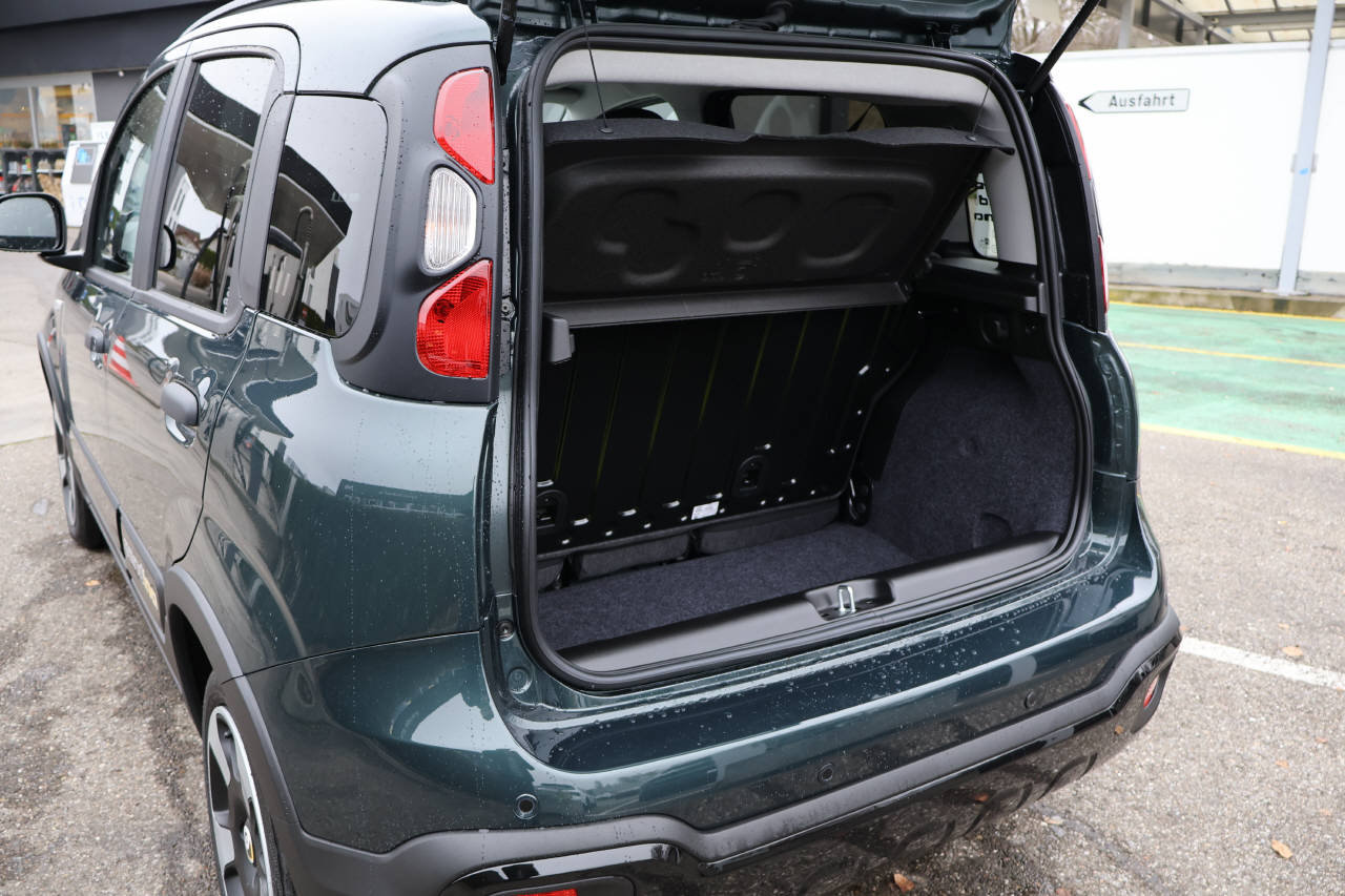 FIAT Panda 1.0 Hybrid Cross