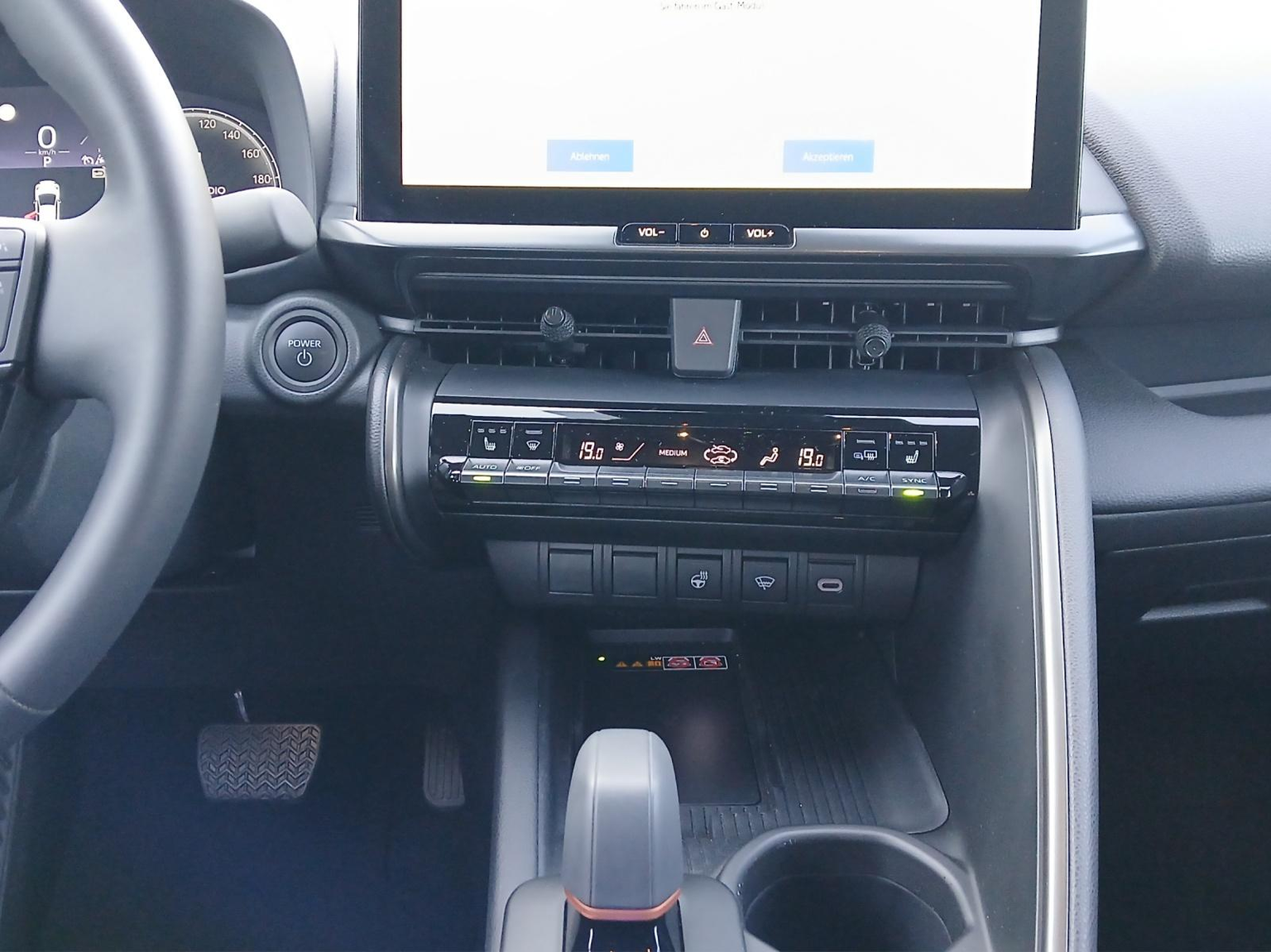 TOYOTA C-HR 2.0 PHEV Swiss Edition