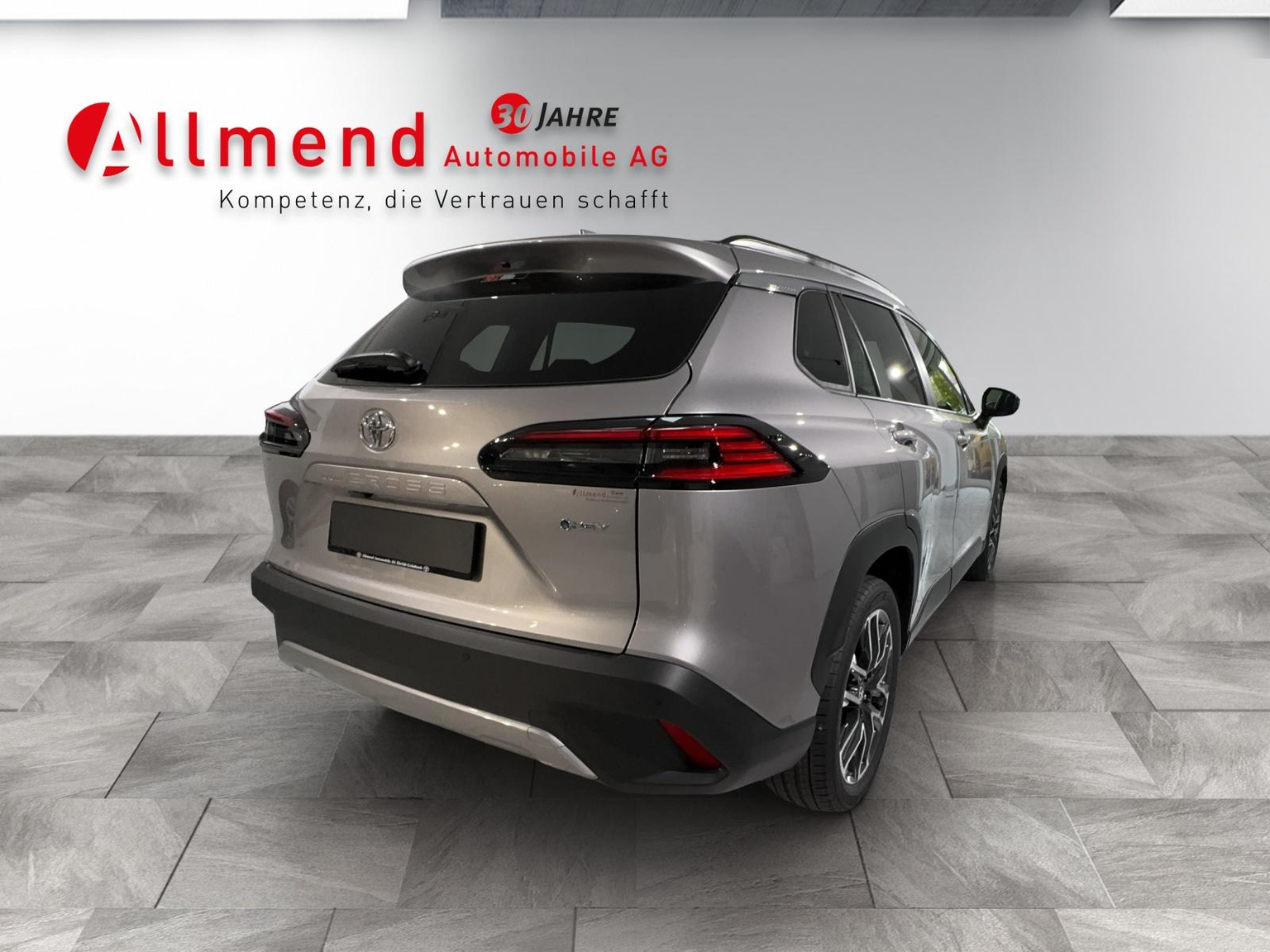 TOYOTA Corolla Cross 2.0 HSD Trend AWD-i