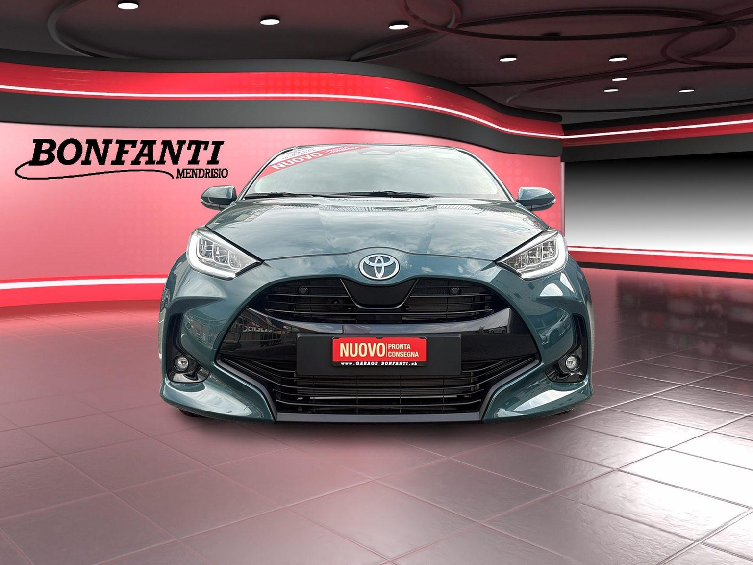 TOYOTA Yaris 1.5 VVT-i HSD Trend