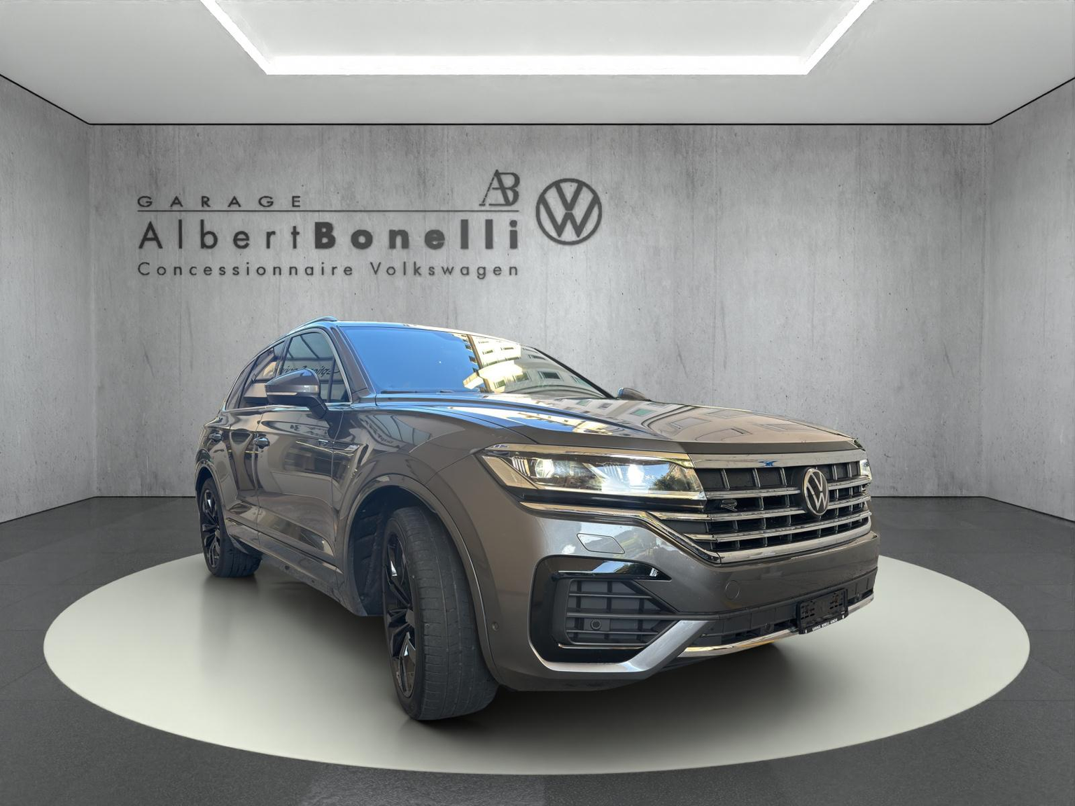 VW Touareg 3.0 TDI R Line 75 Edition Tiptronic