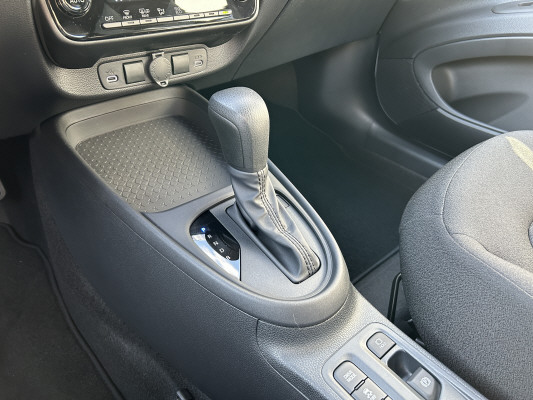 TOYOTA Aygo X 1.5 com. com.