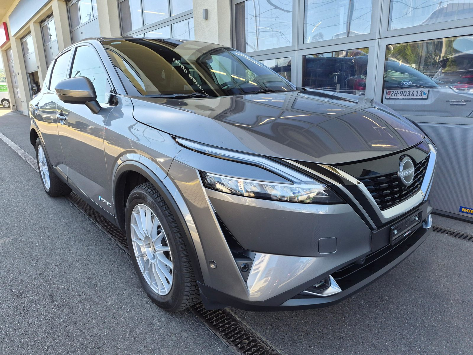 NISSAN Qashqai 1.5 VC-T Tekna