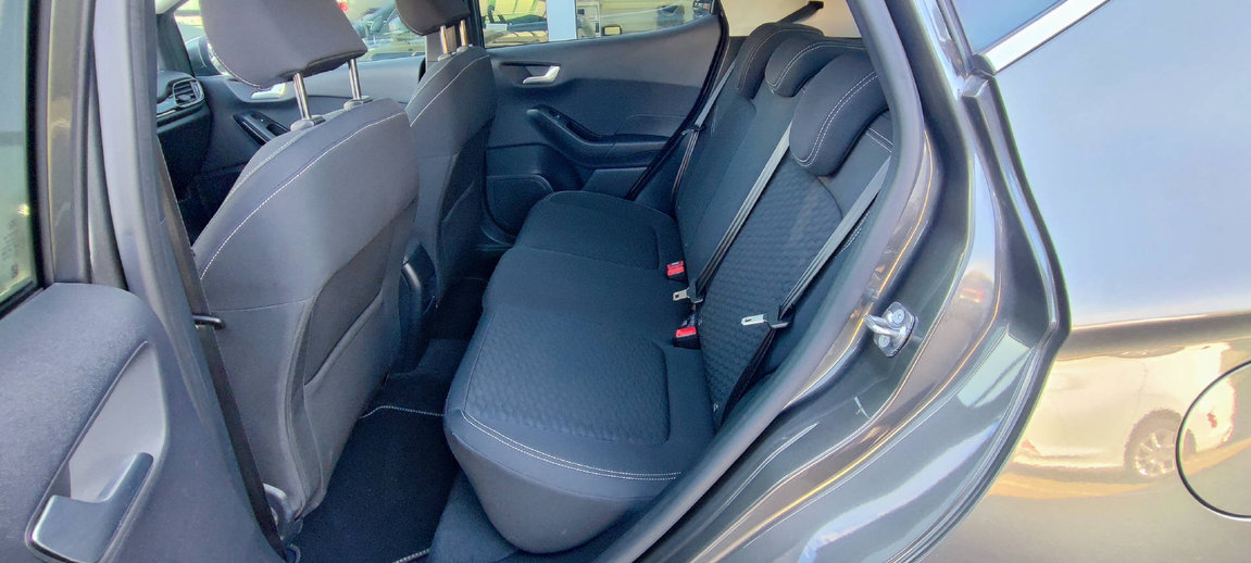 FORD Fiesta 1.0 EcoBoost Hybrid Titanium X