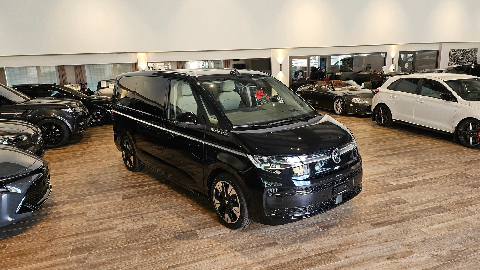 VW Multivan 1.5 eHybrid Style Lang 4Motion DSG NP. 106'000.-🔥