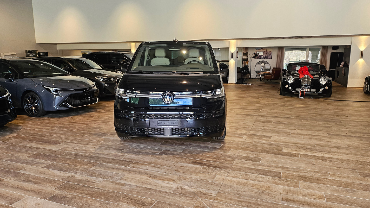 VW Multivan 1.5 eHybrid Style Lang 4Motion DSG NP. 106'000.-🔥