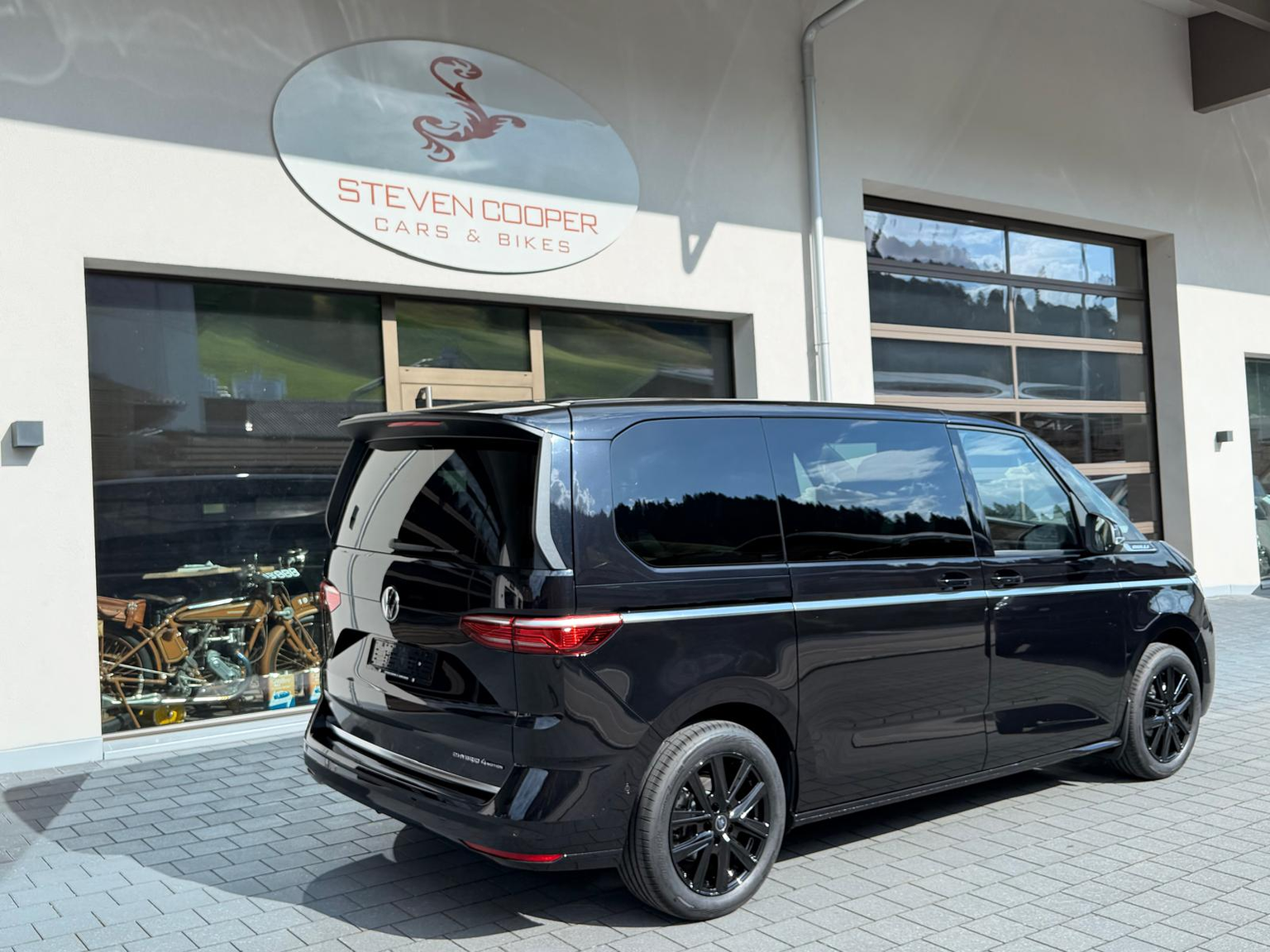 VW Multivan 1.5 eHybrid Style 4Motion DSG black Edition