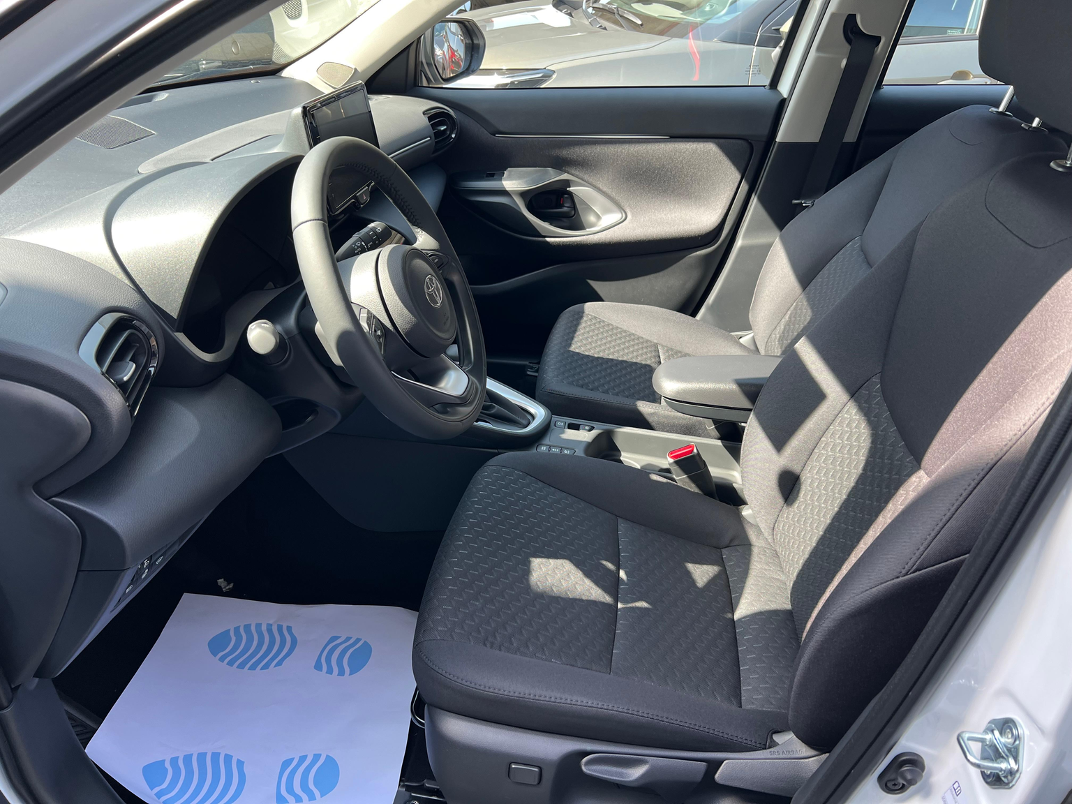 TOYOTA Yaris Cross 1.5 VVT-i HSD Comfort
