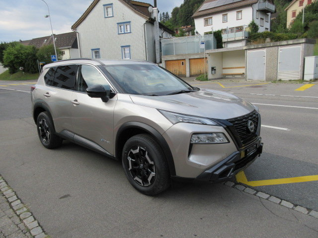 NISSAN X-Trail 1.5 VC-T N-Trek e-4orce 7P