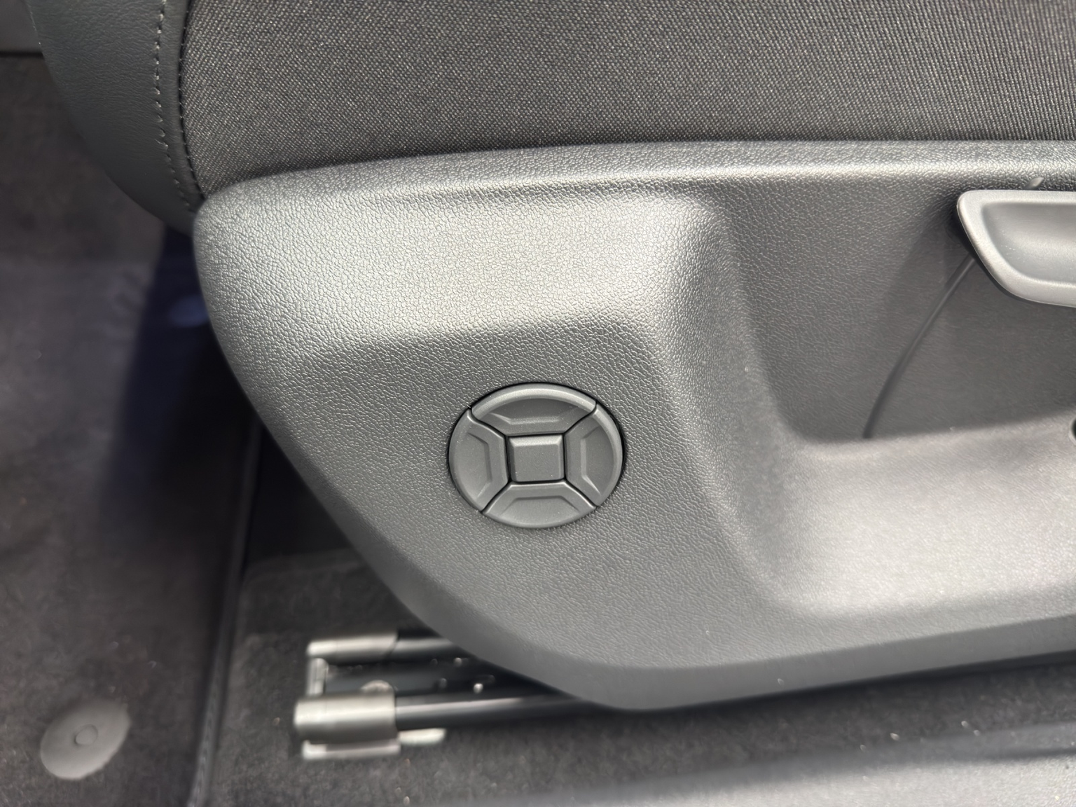 VW Tiguan 2.0 TSI Life United DSG 4motion