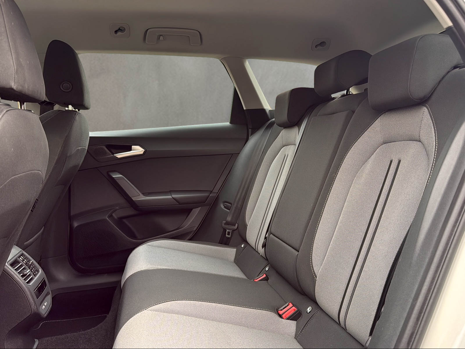 SEAT Leon ST 1.5 eHybrid pHEV DSG Business Edition