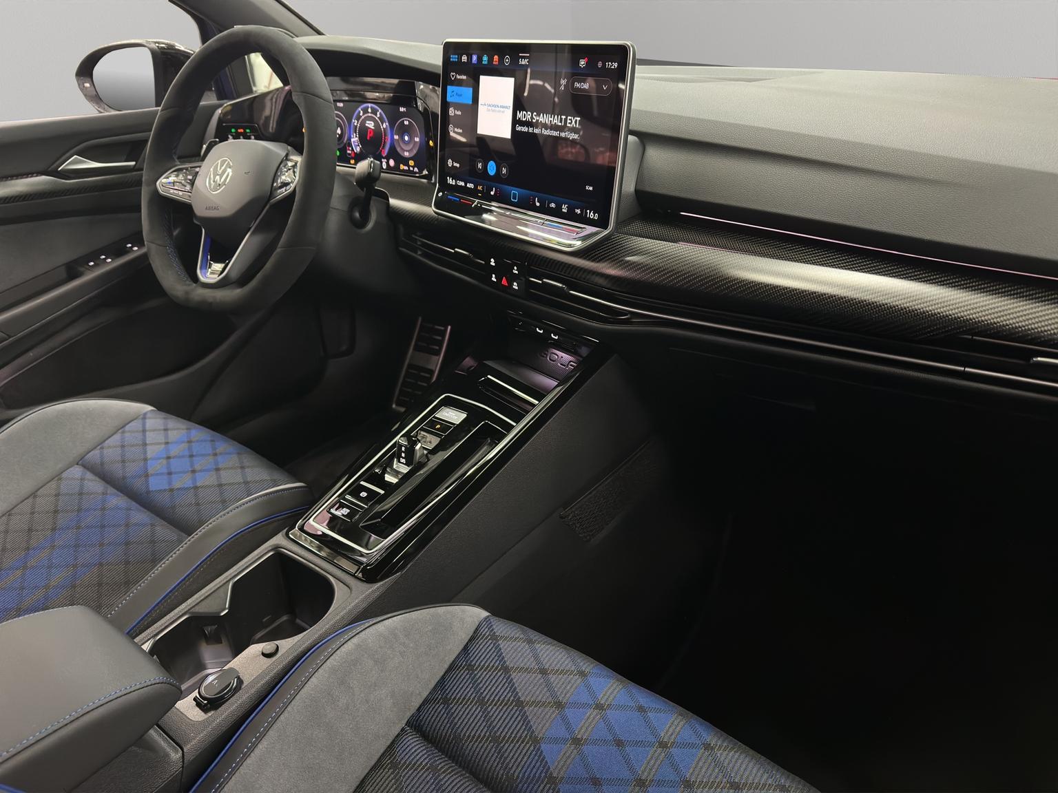 VW Golf 2.0 TSI R DSG 4 Motion