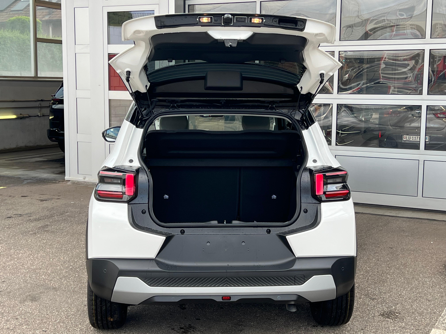 CITROEN C3 1.2 Hybrid Edition Tricolore
