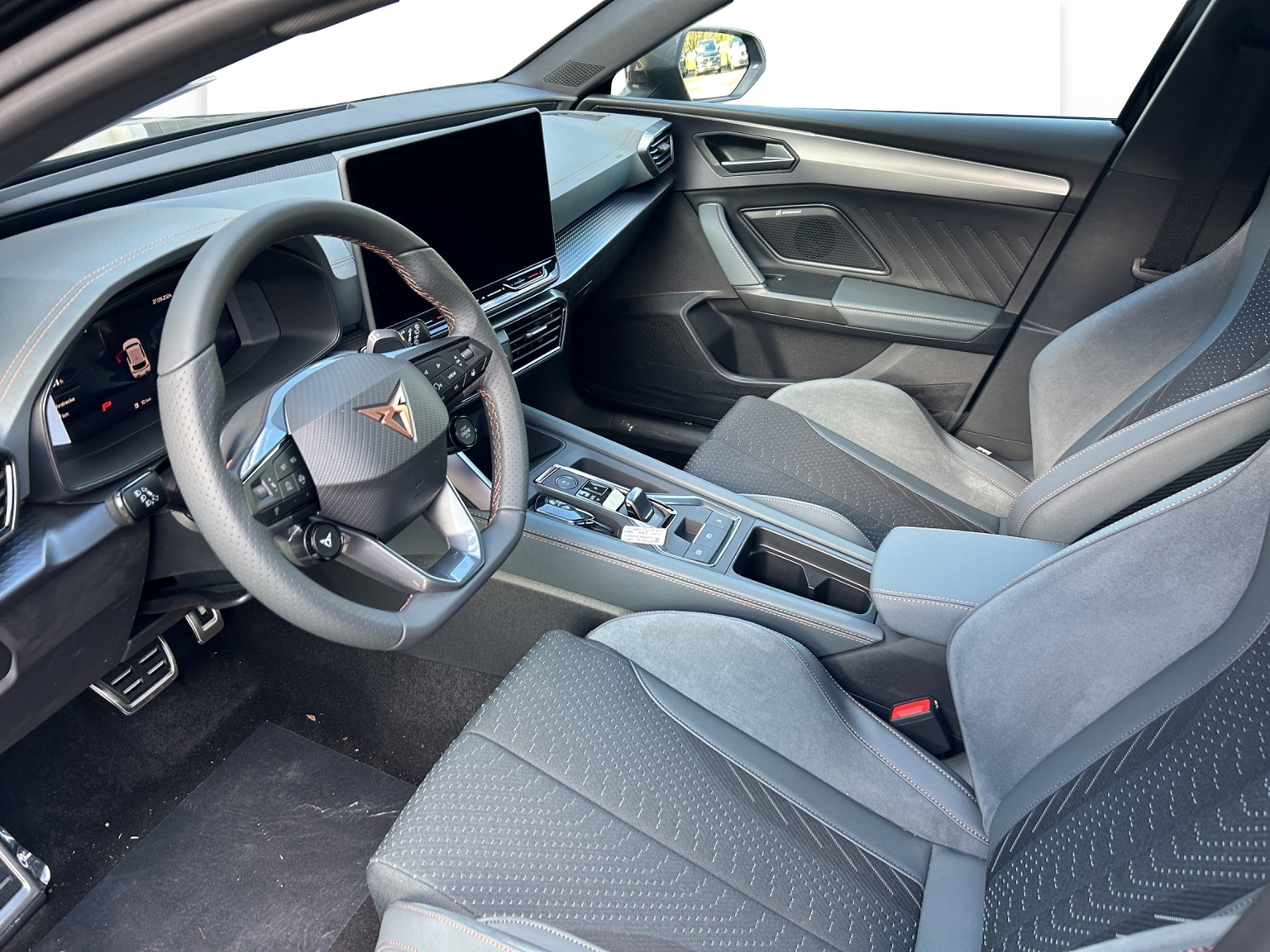 CUPRA LEON 2.0 TSI VZ DSG