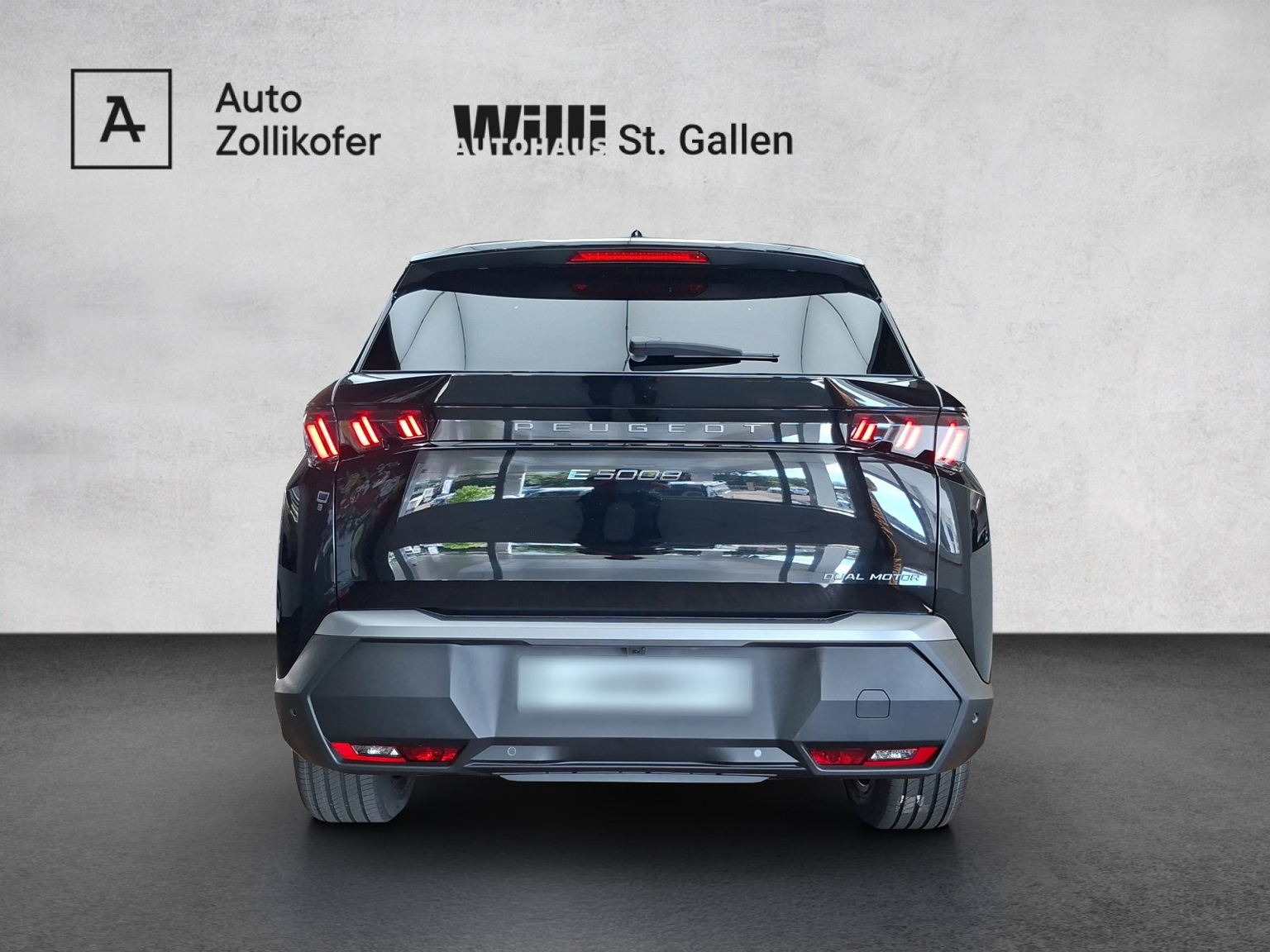 PEUGEOT 5008 e-Allure Premium AWD 73kWh
