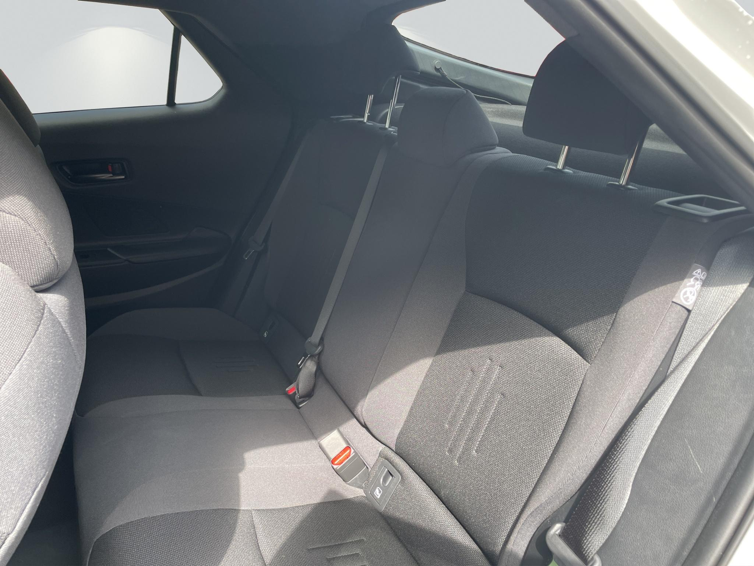 TOYOTA C-HR 2.0 PHEV Swiss Edition